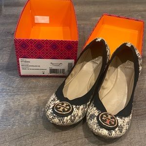 Tory Burch Roccia Caroline flats snake